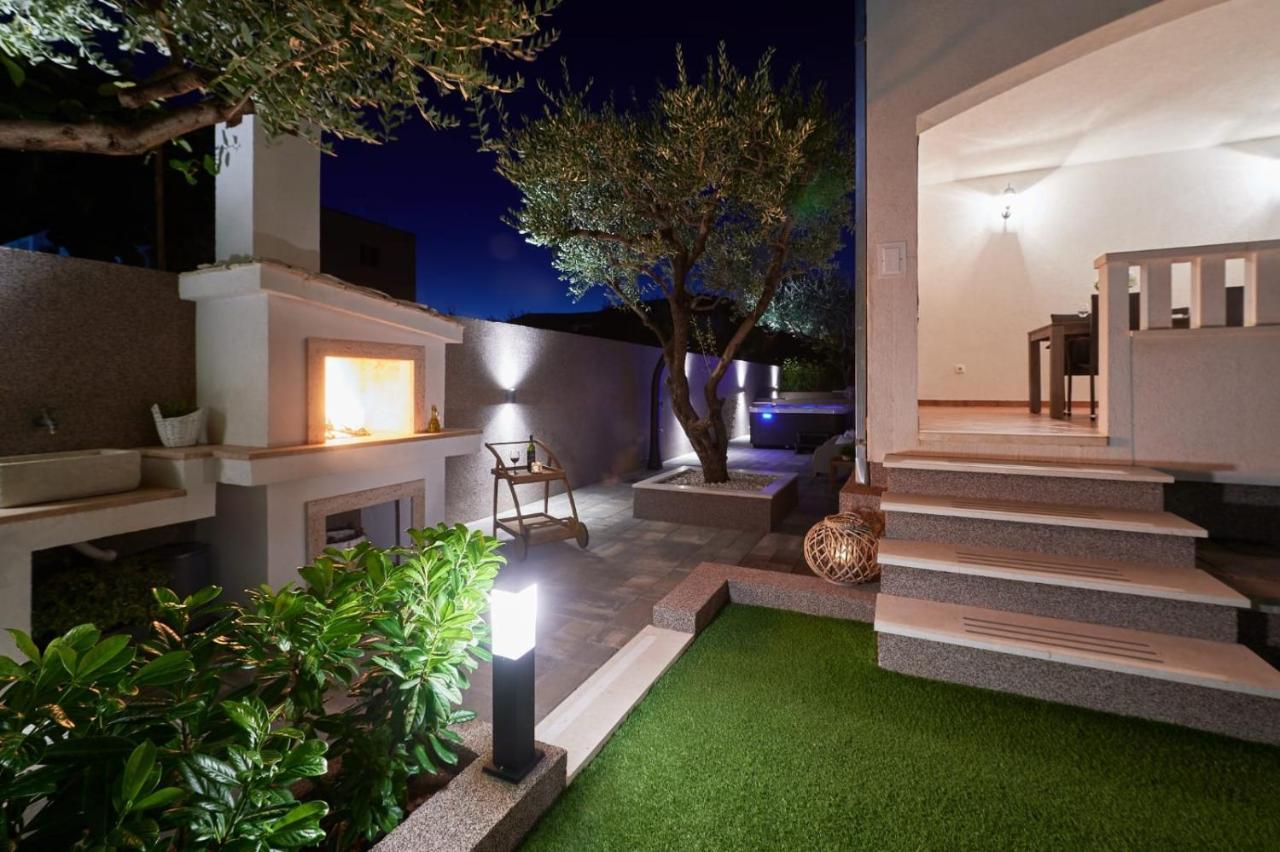 Villa Demonta *
